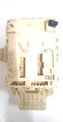 Hyundai ix35 Fuse module 919502S521