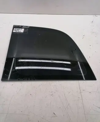 Mercedes-Benz Vaneo W414 Rear side window E643R00022