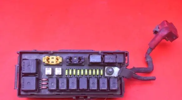 Jeep Grand Cherokee (WK) Fuse box set 04692069AB