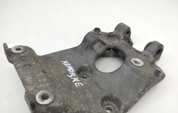 Volvo C30 A/C compressor mount bracket 9646719580