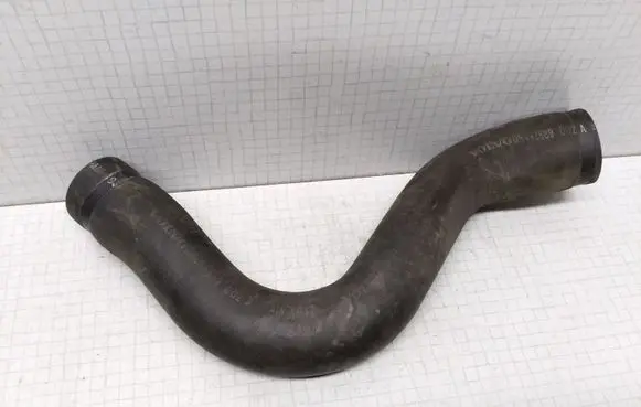 Volvo S60 Engine coolant pipe/hose 09492889