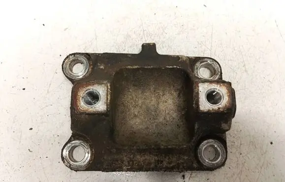 Honda Accord Engine mounting bracket 290SEF