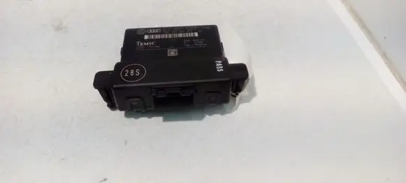 Volkswagen Golf V Gateway control module 1K0907530F 1K0907951