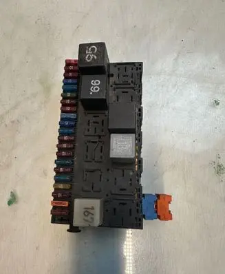 Volkswagen Transporter - Caravelle T4 Fuse box set 357937039