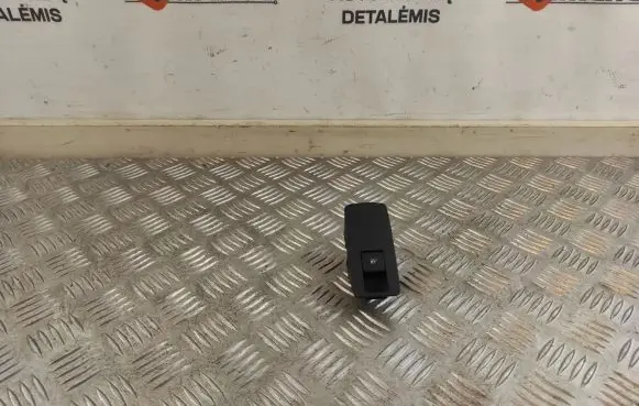 Opel Insignia A Electric window control switch 13301888