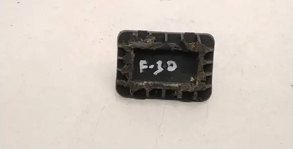 BMW 3 F30 F35 F31 Jacking socket point 7169981 1884410