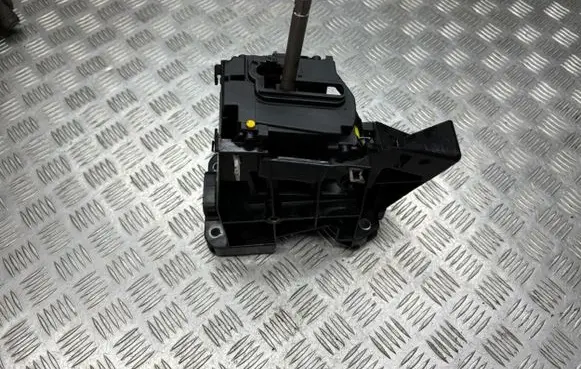 Volvo XC90 Gear selector/shifter in gearbox P08699416 T032736179
