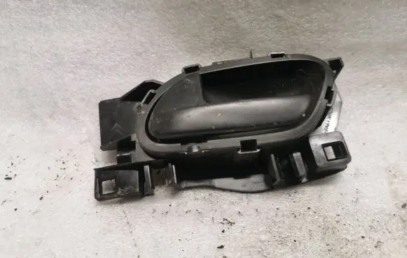 Peugeot Partner Front door interior handle 96555515XT