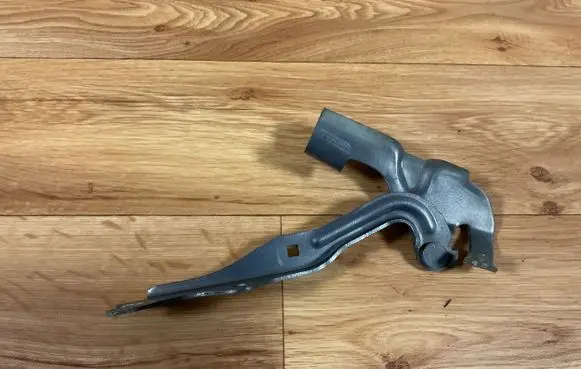 Mazda 3 I Engine bonnet/hood hinges 