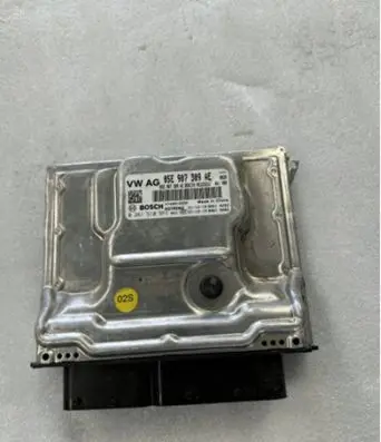 Volkswagen Tiguan Engine control unit/module ECU 05E907309AE 0261S10570