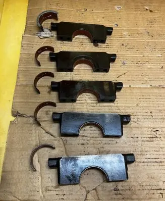 Cadillac Escalade Crankshaft Holder 19953882 19953963