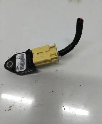 Toyota Corolla Verso AR10 Airbag deployment crash/impact sensor 898310W010 221519476A
