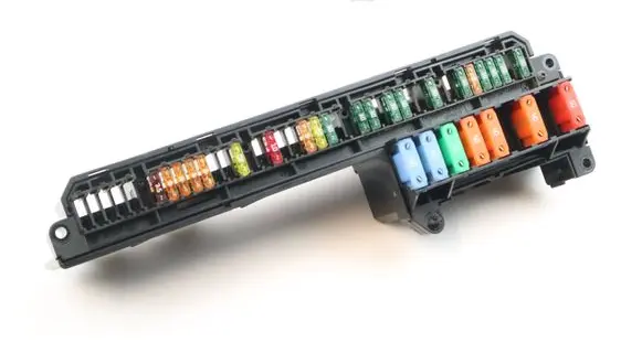 BMW 5 E60 E61 Fuse module 6957330