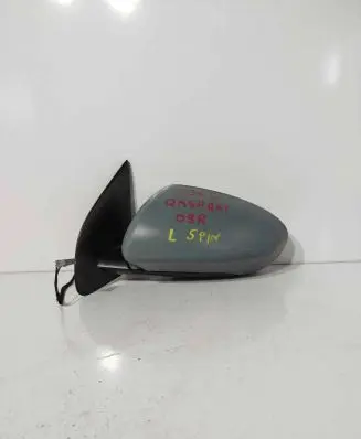 Nissan Qashqai Front door electric wing mirror 