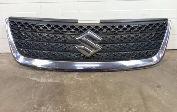 Suzuki Grand Vitara II Front grill 7174365J0