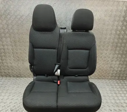 Opel Vivaro Front driver seat 95517345 95517402
