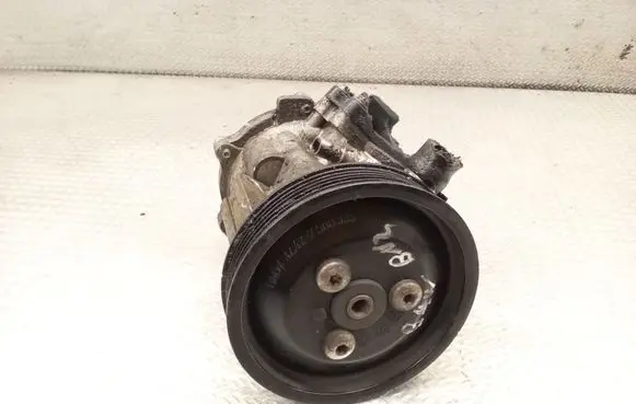 BMW 3 E46 Power steering pump 32427500335