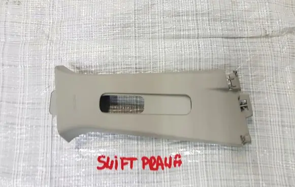 Suzuki Swift III (B) pillar trim (top)