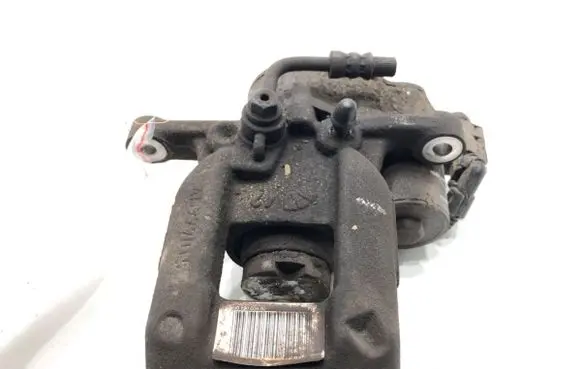 Peugeot 3008 II Rear brake caliper 9819060980