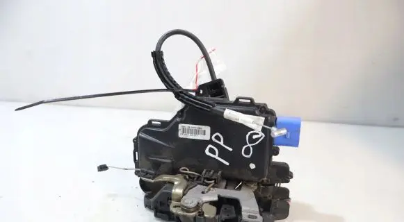 Skoda Roomster (5J) Front door lock