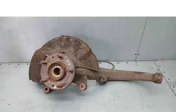 Mazda 6 Front wheel hub