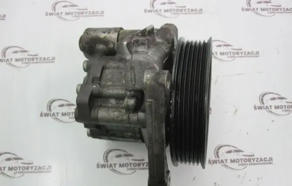 Mercedes-Benz C W204 Power steering pump A0064661501