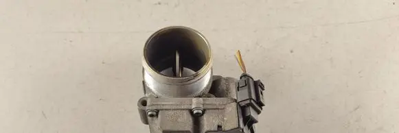 Audi A6 S6 C6 4F Throttle valve 4E0145950H