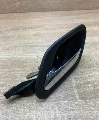 BMW 5 E39 Front door interior handle 8226049