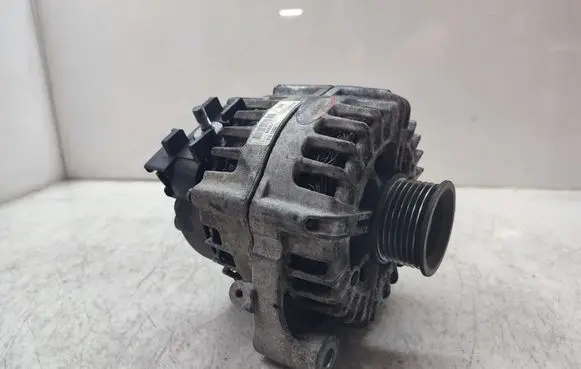 BMW X5 E70 Generator/alternator 609647 FG18S011