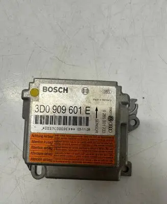 Volkswagen Touareg I Airbag control unit/module 3D0909601E