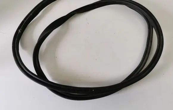 Audi A6 C7 Trunk rubber seal (body) 