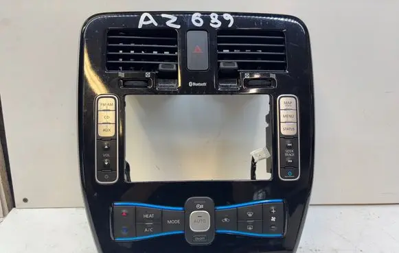 Nissan Leaf I (ZE0) Climate control unit 275003NH0B 1051047 T1029946F