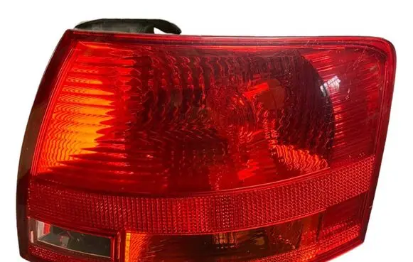 Audi A4 S4 B7 8E 8H Rear/tail lights 8E9945096E