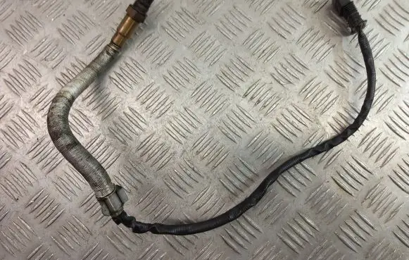 BMW X3 F25 Lambda probe sensor 7589476