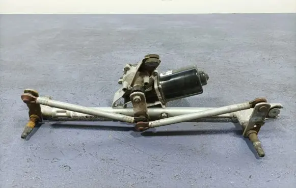 Jeep Compass Front wiper linkage and motor 055112661AB