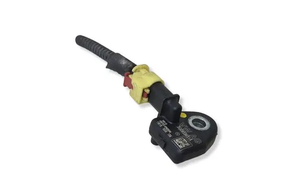 Volkswagen PASSAT B8 Airbag deployment crash/impact sensor 3Q0959651A 160119 9550
