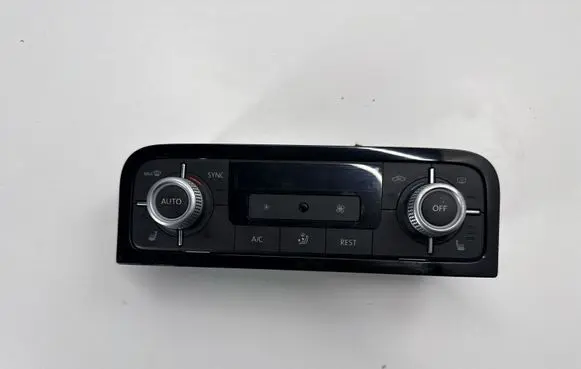 Volkswagen Touareg II Climate control unit 7P6907040CK 7P6907040CR