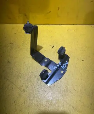 Volvo V50 ABS pump bracket 