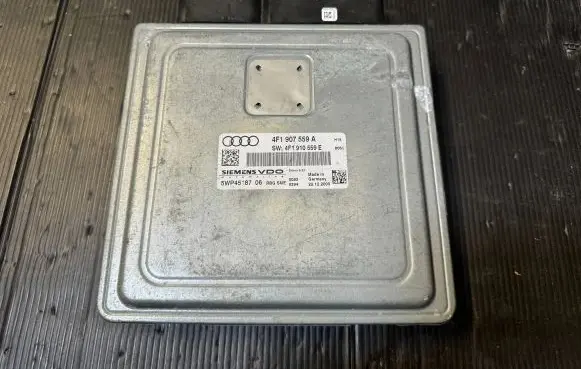 Audi A6 S6 C6 4F Engine control unit/module 4F1907559A 4F1910559E 5WP45187