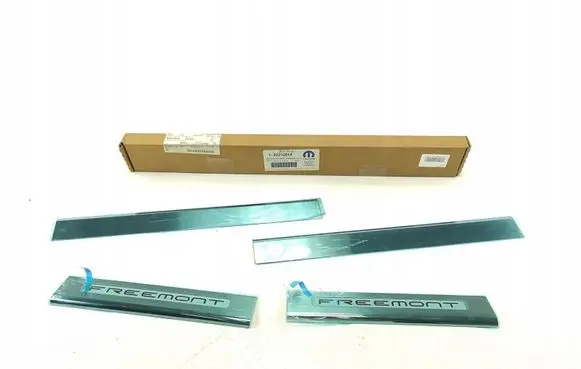 Fiat Freemont sill trim set (inner) 82212818