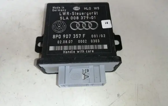 Audi A6 S6 C6 4F Light module LCM 8P0907357F 5LA00837901