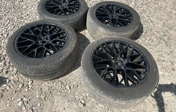 Porsche Macan (95B) R20 alloy rim 