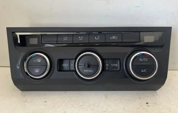 Skoda Superb B8 (3V) Climate control unit 3V0907044AQ 901560470006 B00032284