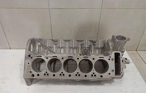 BMW 5 E60 E61 Engine block