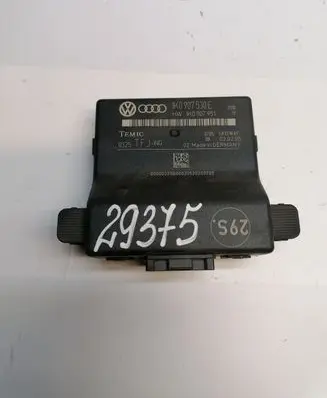 Volkswagen Touran I Gateway control module 1K0907530E 1K0907951