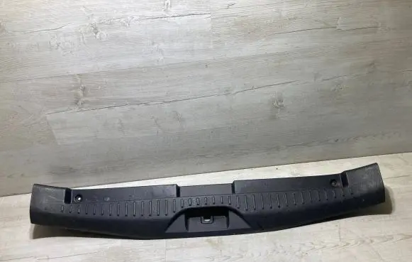 Ford B-MAX Tailgate/boot lid lock trim AV11R40352ABW