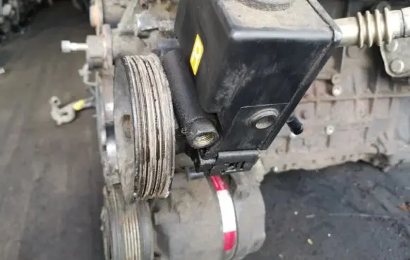 SsangYong Rexton Power steering pump