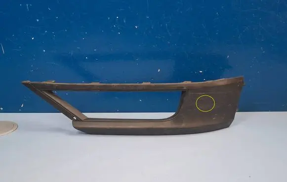 Volkswagen T-Roc Front fog light trim/grill 2GA853665A