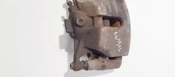 Volkswagen Golf VII Front brake caliper gn015