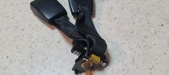 Rover 25 Middle seatbelt buckle (rear) 4420 44209